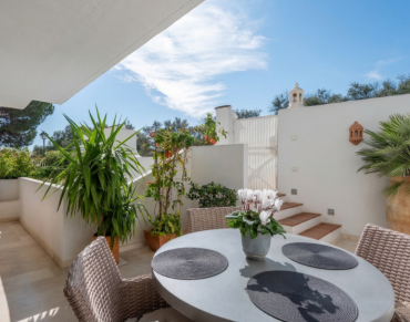 Apartment for sale in Marbella East - W-0491KS