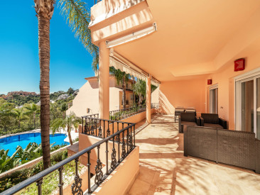 Apartment in Marbella — photo 2