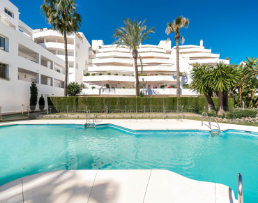 Apartment for sale in Nueva Andalucia - W-0497M8