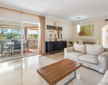 Apartment for sale in Marbella Golden Mile - W-048Y24