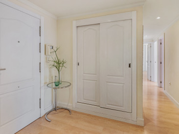 Apartment in Marbella — photo 5