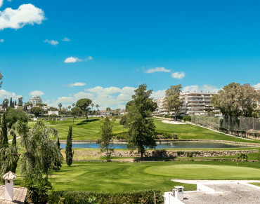 Apartment for sale in Guadalmina Alta - W-0470XZ