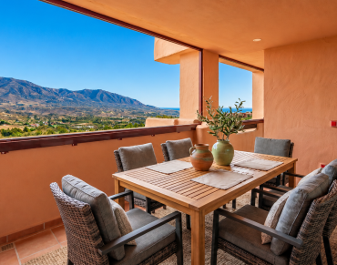 Apartment for sale in Marbella East - W-049JBZ