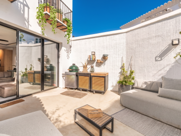 Town House in Marbella — photo 2
