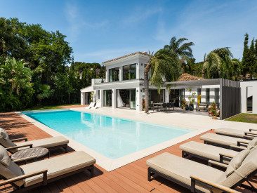 Villa in Marbella — photo 2