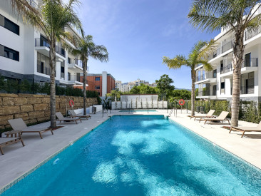Apartment in Estepona — photo 4
