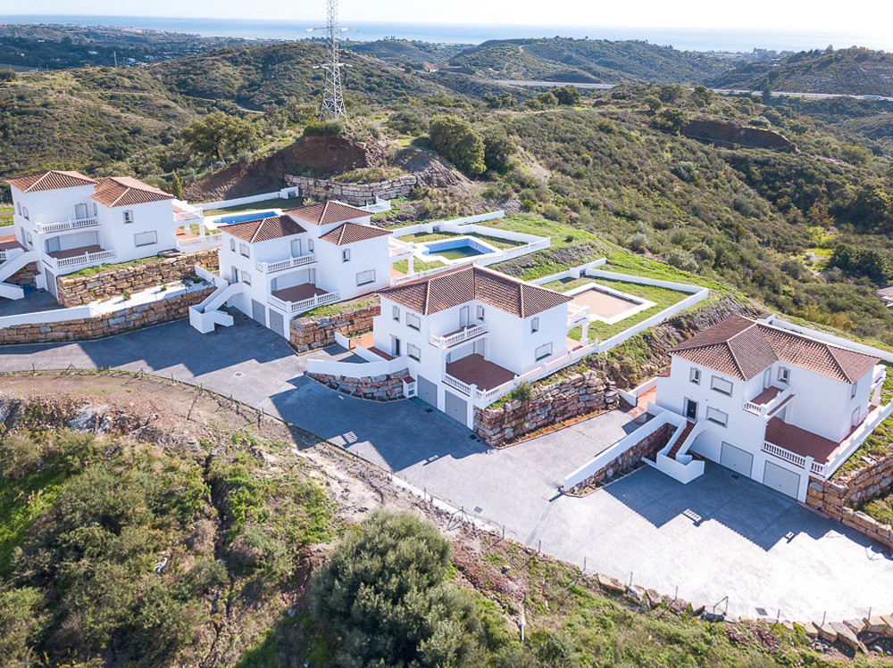 R4864381 - House in Estepona