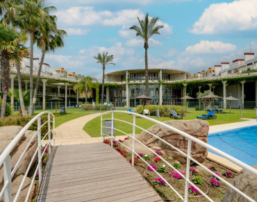 Apartment for sale in Benahavis - R5366929