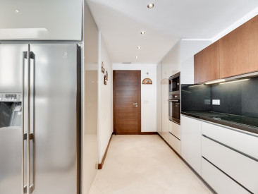 Apartment in Marbella — photo 4