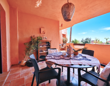Apartment for sale in Marbella East - ST6345