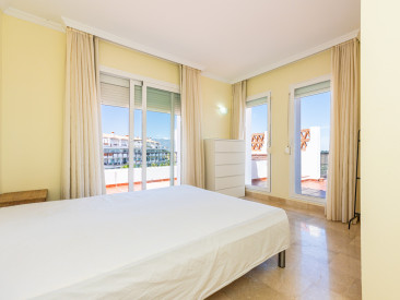 Penthouse in Mijas Costa — photo 4