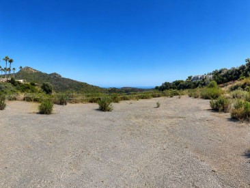 Plot / Land in Benahavís — photo 2