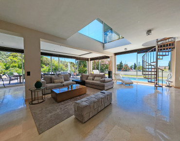 Villa for sale in Marbella East - BEMV1534