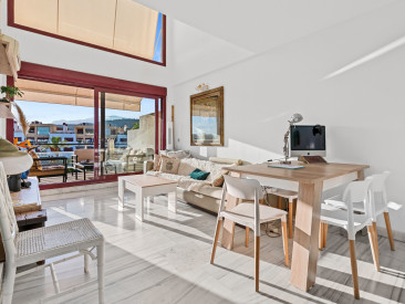 Penthouse in Estepona — photo 4