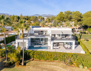 Villa for sale in Marbella East - 553-00170P