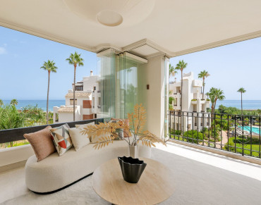 Apartment for sale in Estepona - R5424232