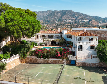 Villa for sale in Sierrezuela - 885-00551P
