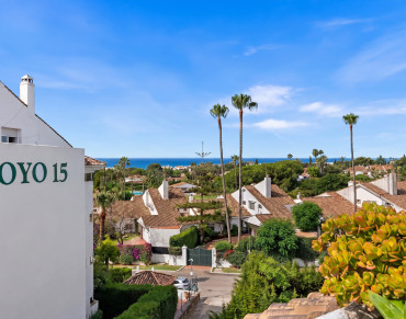 Penthouse for sale in Guadalmina Baja - KRE19469