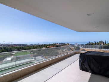 Apartment in Estepona — photo 3