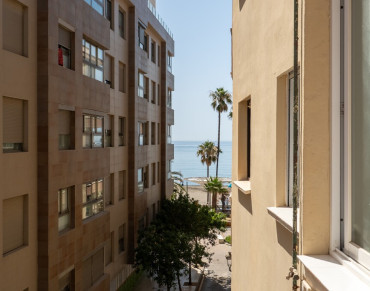 Apartment for sale in Estepona - CRK211