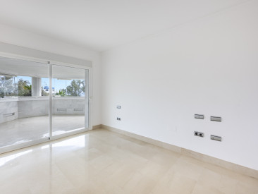 Apartment in Marbella — photo 4