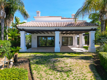 Villa in Marbella — photo 2