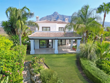 Villa in Marbella — photo 3