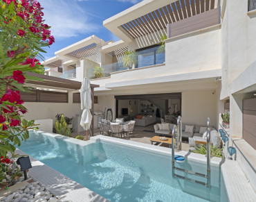 Town House for sale in Cala de Mijas - ST6318