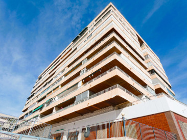 Apartment in Torrevieja — photo 3