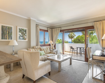 Penthouse for sale in Hotel Puente Romano Marbella Golden Mile - PANR-12027