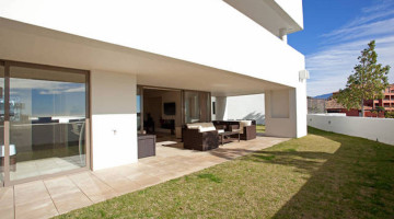 Apartment for sale in Los Flamingos, Benahavis €1.200 — photo 2 of 19