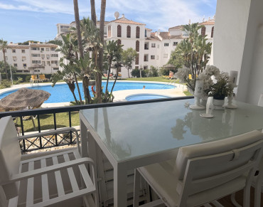 Apartment for sale in Calahonda - R5400985