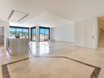 Penthouse in Marbella — photo 2