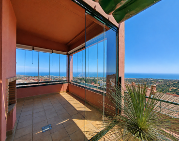 Apartment for sale in Sitio de Calahonda - BEMA1541