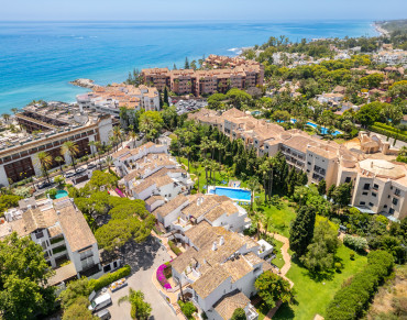Penthouse for sale in Marbella - PANR-16441