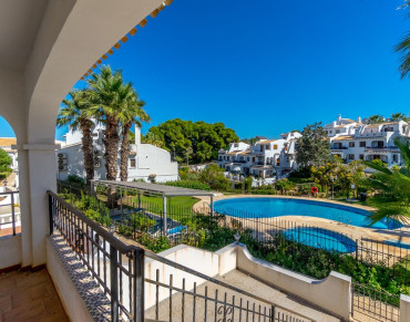 Town House for sale in Villamartín - DLS0695