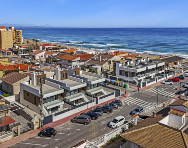 Villa for sale in La Mata - EE11216