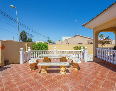 Villa for sale in Los Balcones - EE10443