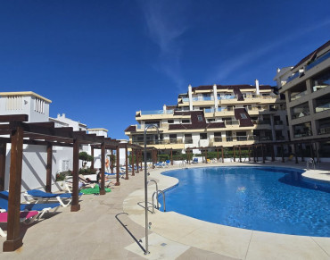 Apartment for sale in La Duquesa - R5037598