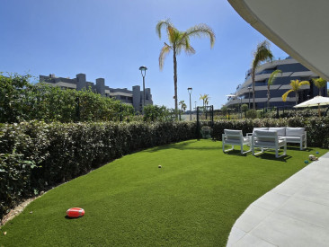Apartment in Estepona — photo 3