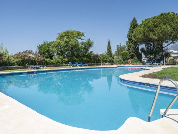 Town House in Marbella — photo 2