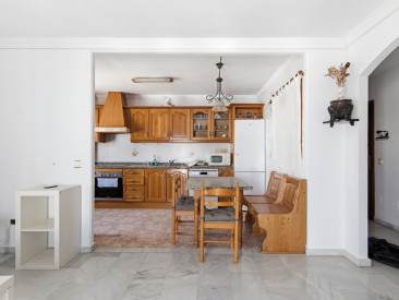 Apartment in Estepona — photo 4