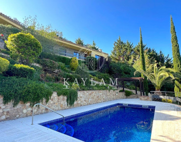 House for sale in Urbanización - PDA007