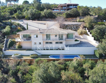 House for sale in Urbanización - PDA013