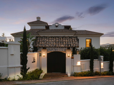 Villa in Marbella — photo 2