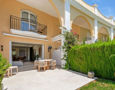 Town House for sale in Bahia de Marbella - R5437294