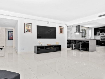 Apartment in Marbella — photo 5