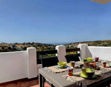 Apartment for sale in Estepona - R5367262