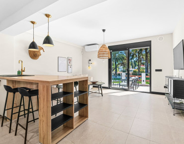 Apartment for sale in Nueva Andalucia - 782-00033P