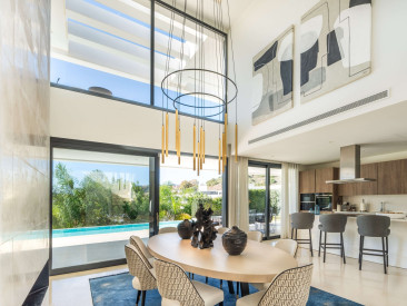 Villa in Marbella — photo 2